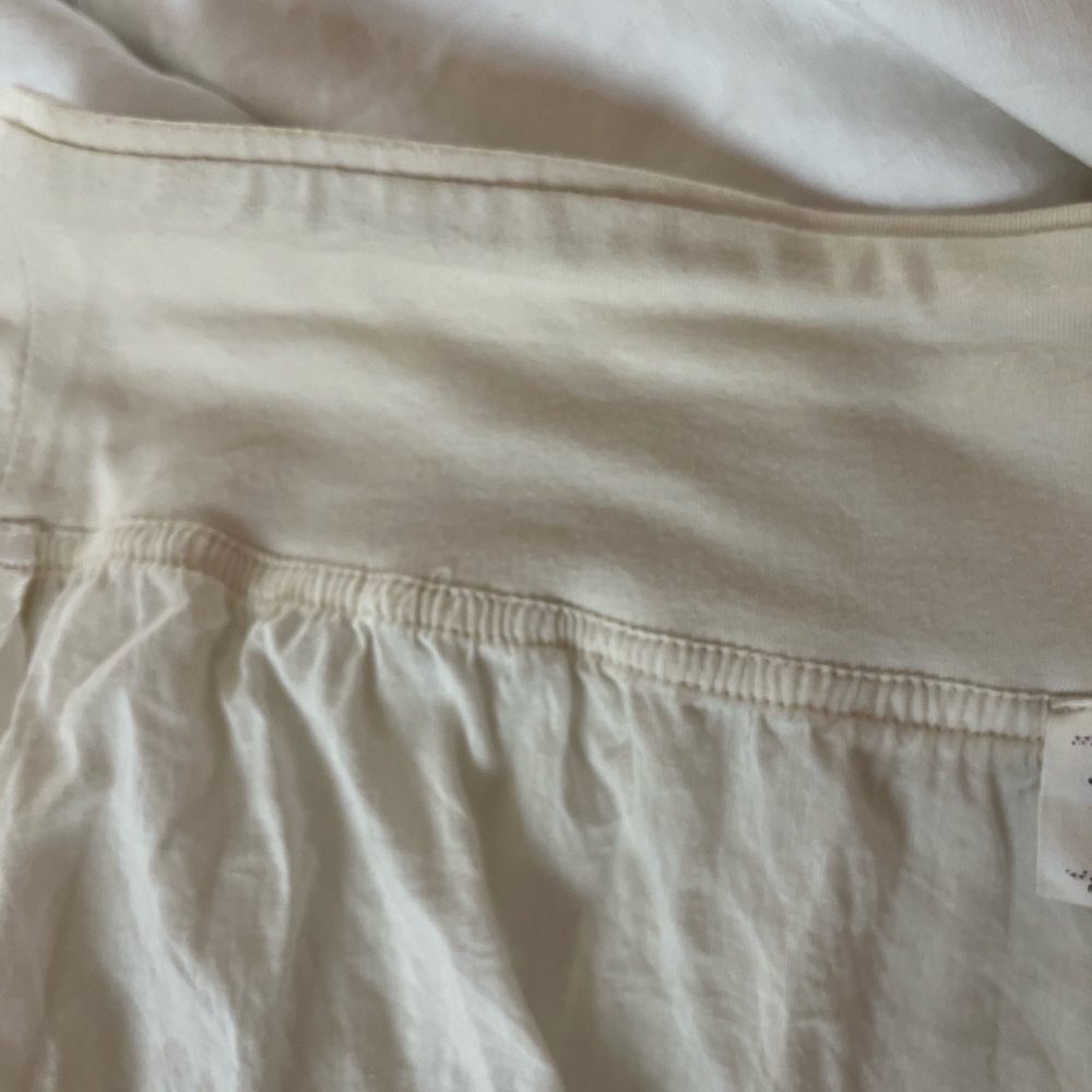 FREE PEOPLE BEADED MINI SKIRT SCALLOPED
HEM WOMEN SIZE MEDIUM - Picture 8 of 16
